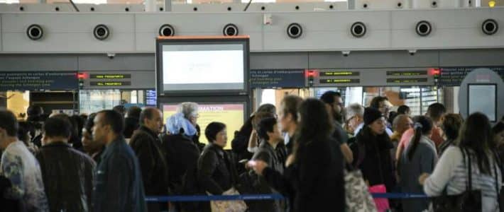 Police aux frontières : le ministre de l’Intérieur répond au sénateur Folliot sur les difficultés de l’aéroport Roissy-Charles-de-Gaulle Police aux frontières : le ministre de l’Intérieur répond au sénateur Folliot sur les difficultés de l’aéroport Roissy-Charles-de-Gaulle