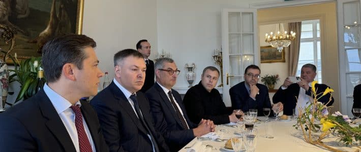 Philippe Folliot reçoit le président de la Commission de la défense du Parlement ukrainien pour une rencontre interparlementaire