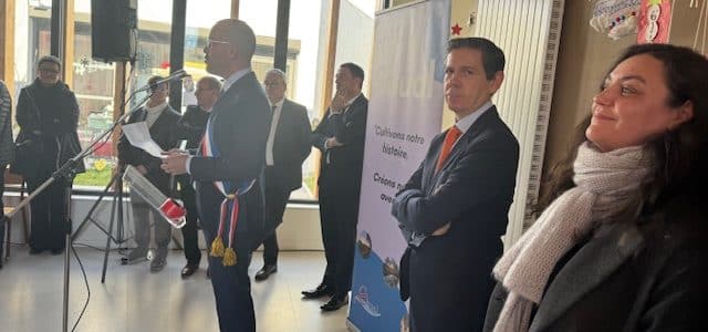 Inauguration de l&rsquo;école Nicole Coste à Soual